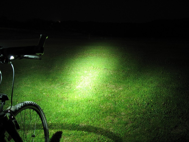 kliknutím se vrátíte zpět Luxeon III + Fraen elliptic beam
